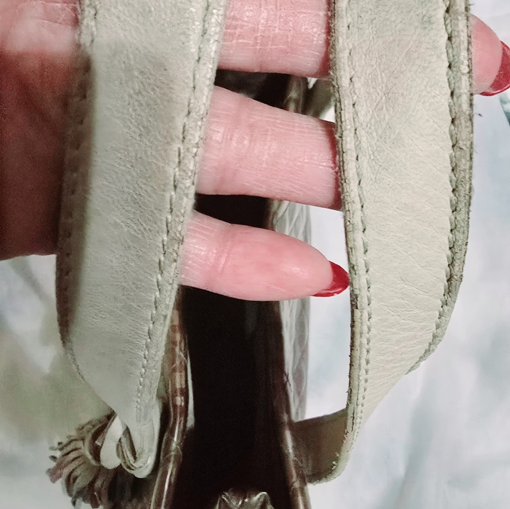 Fendi Beige Women's Bag with Multicolor Tassel - Picture 2 of 10